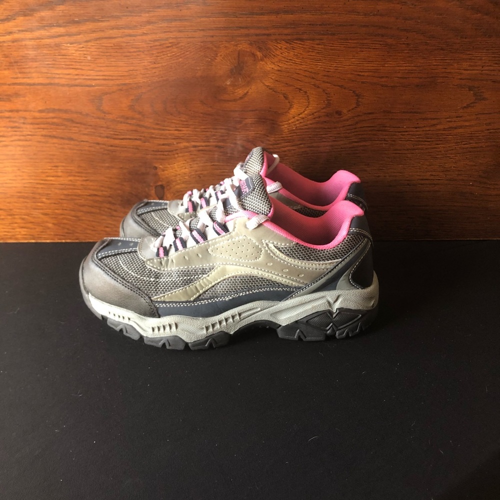 Women’s Brahma Steel Toe Hiking Shoes